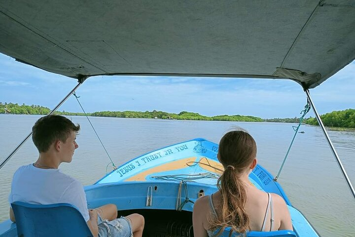 Negombo Lagoon 